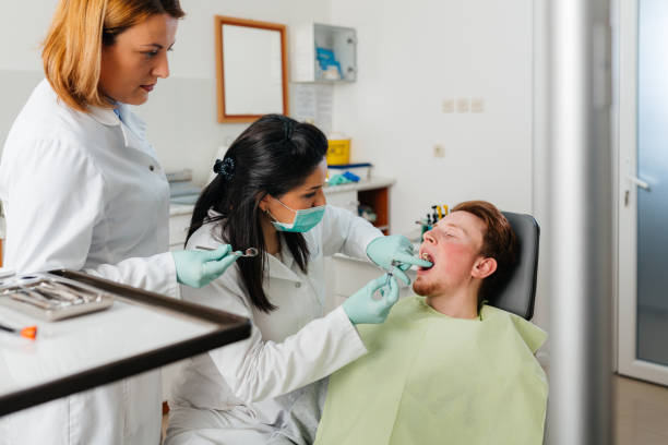 Best Emergency Denture Repair in Crainvle, IL